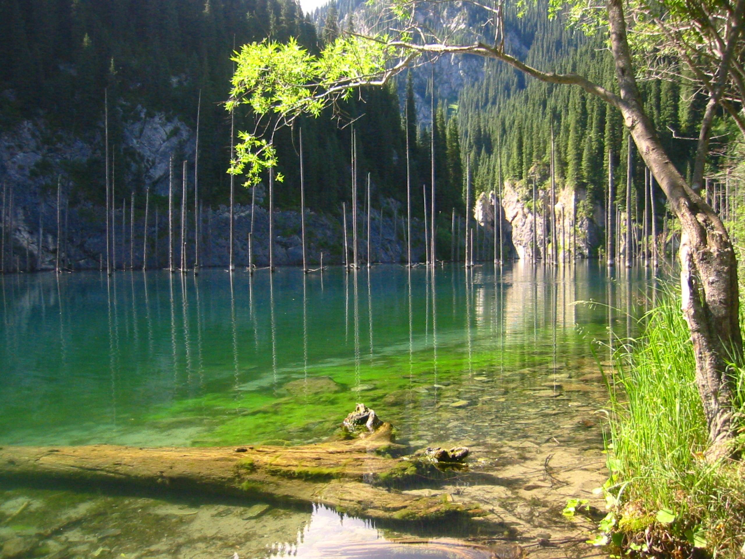 kaindy-lake-01