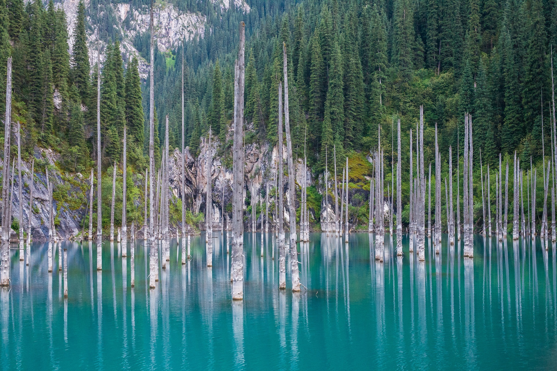 kaindy-lake-10