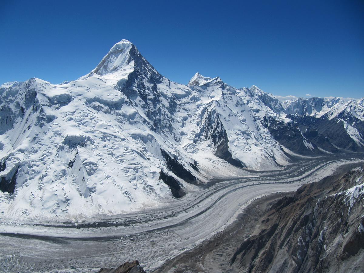 khan-tengri-peak-10