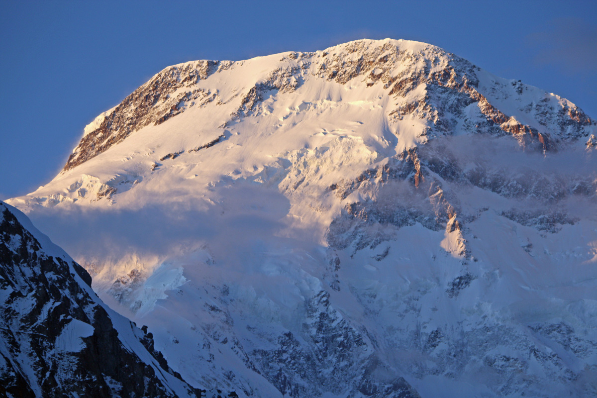 pobeda-peak-01