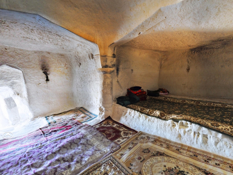 shakpak-ata-underground-mosque-02