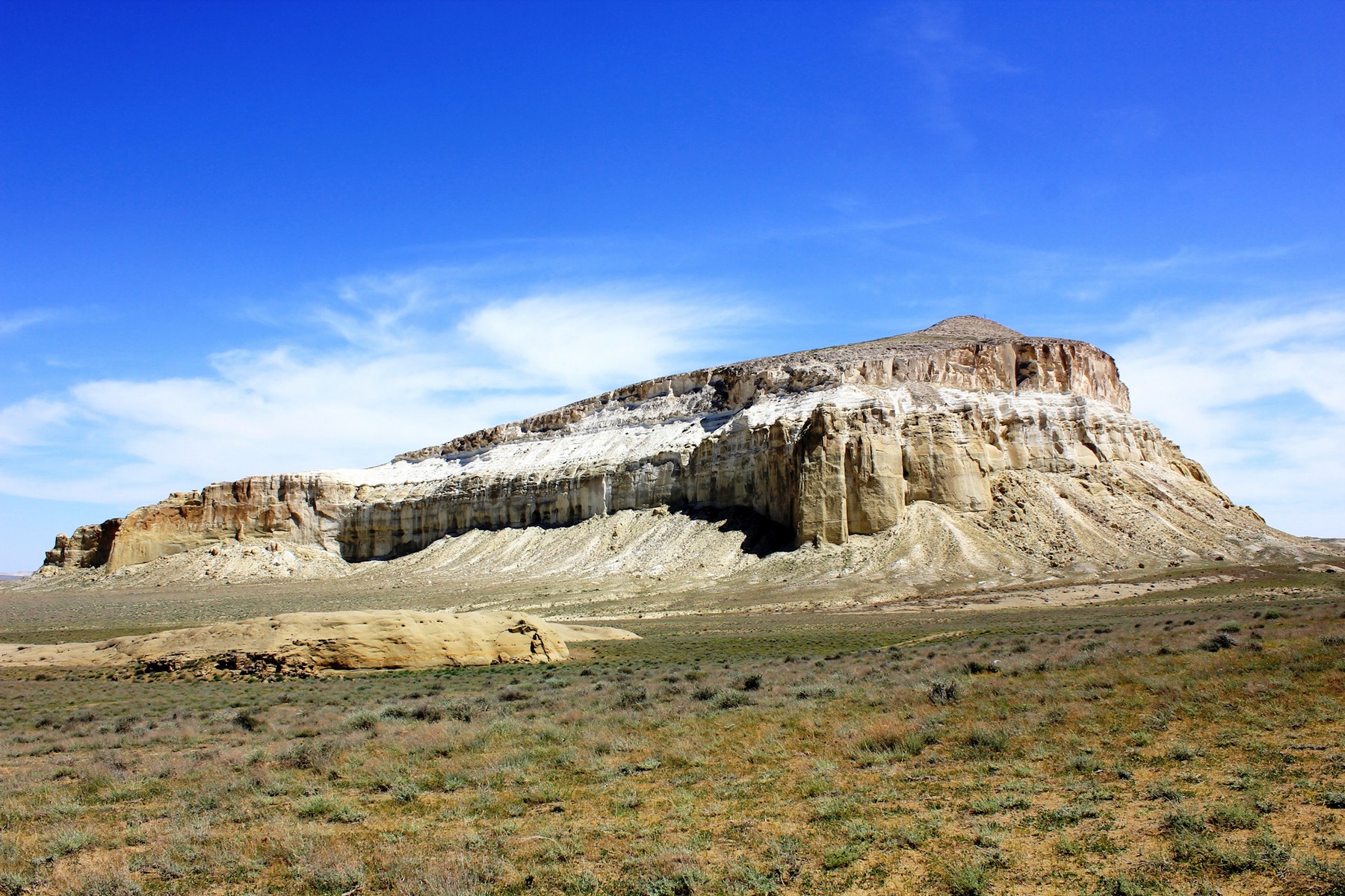 sherkala-mountain-03