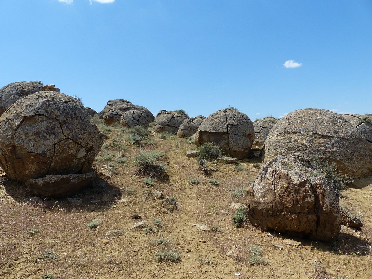 torysh-valley-of-balls-03