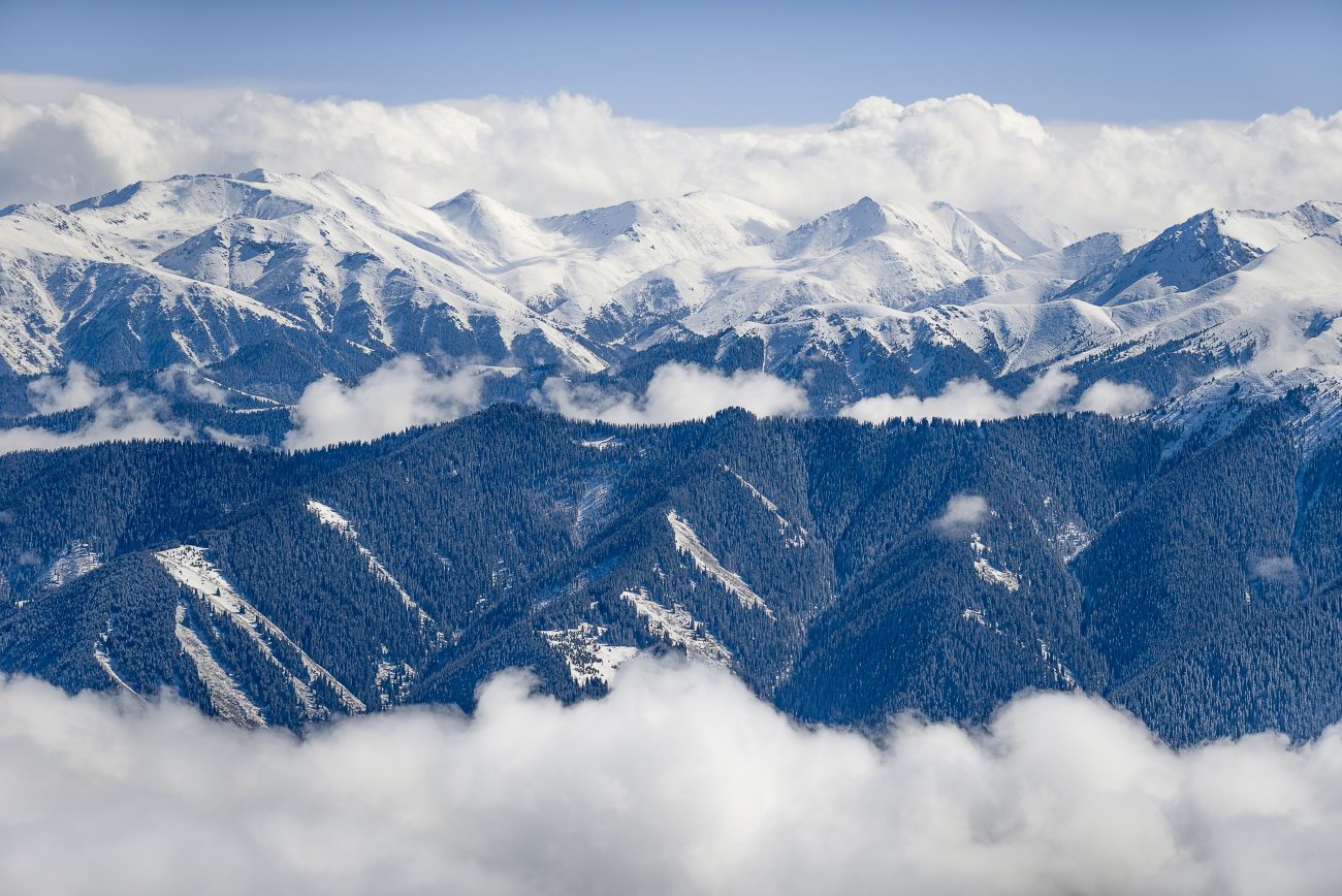 tian-shan-mountains-11