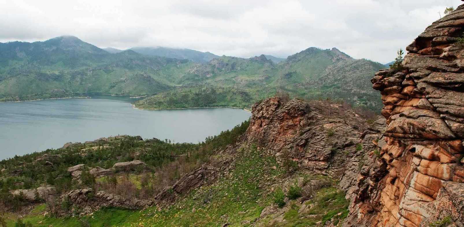 bayanaul-national-park-02