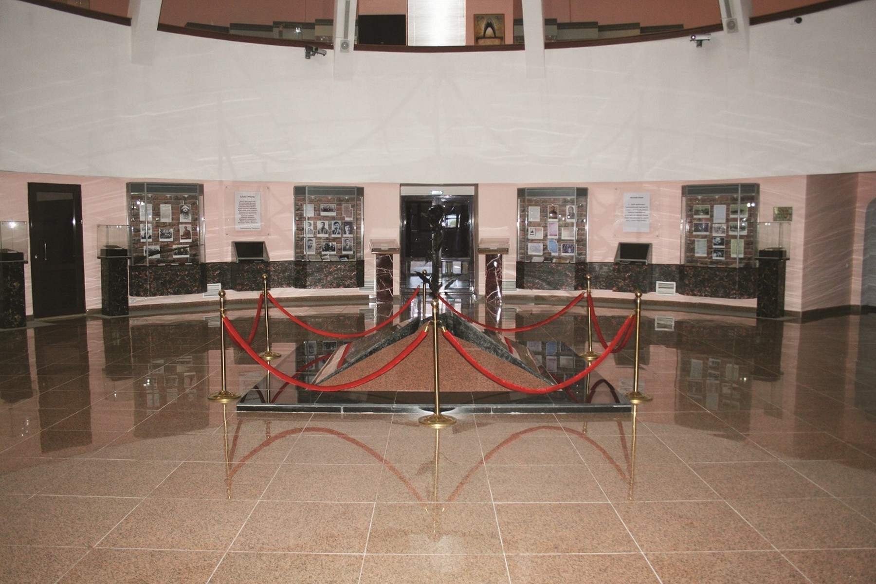 alzhir-memorial-02