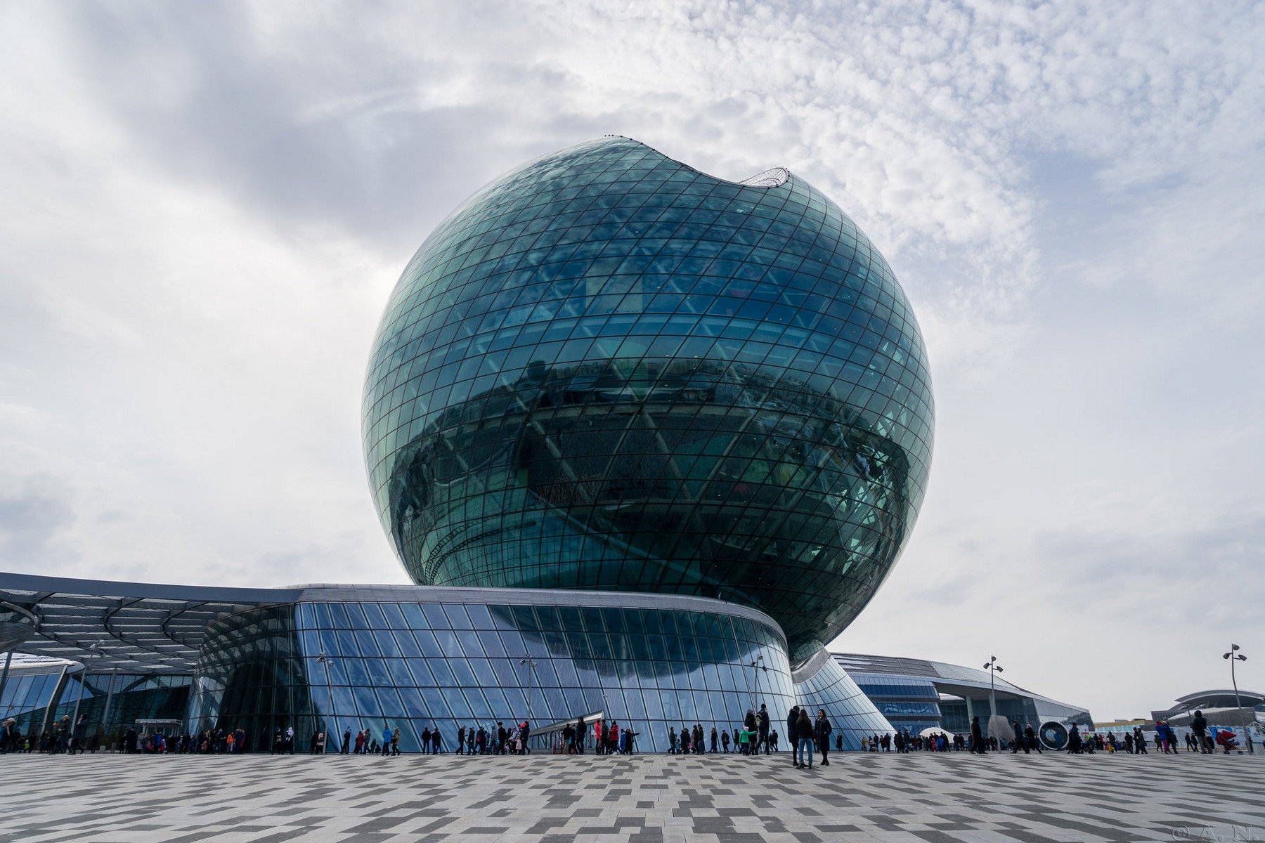 nur-alem-sphere-01