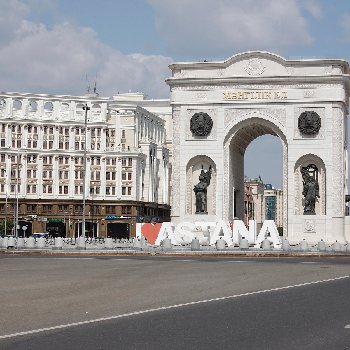 triumphal-arch-mangilik-el-03