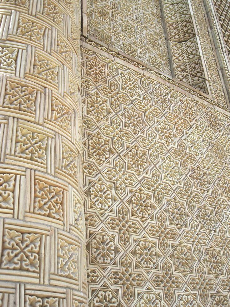 aisha-bibi-mausoleum-03