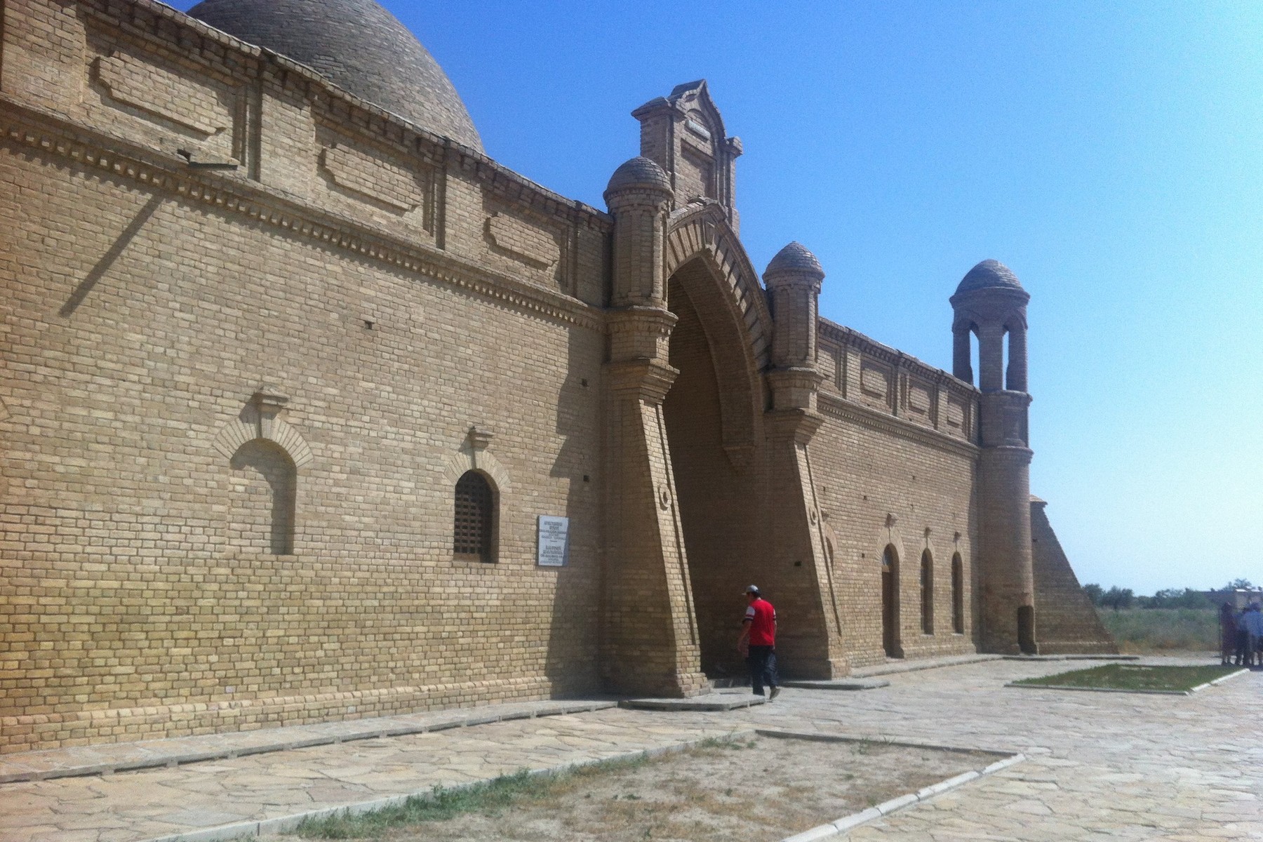 arystan-bab-mausoleum-04