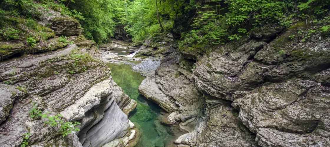 bechenka-river-canyon-02