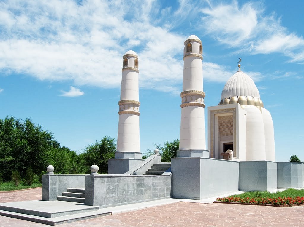domalaq-ana-mausoleum-05
