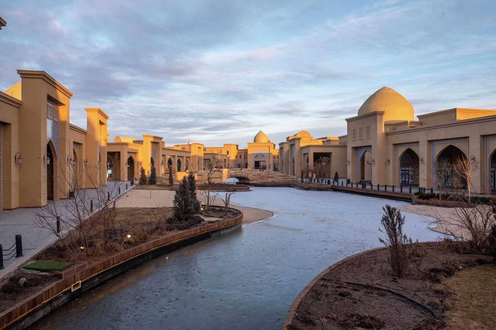 karavan-saray-center-03