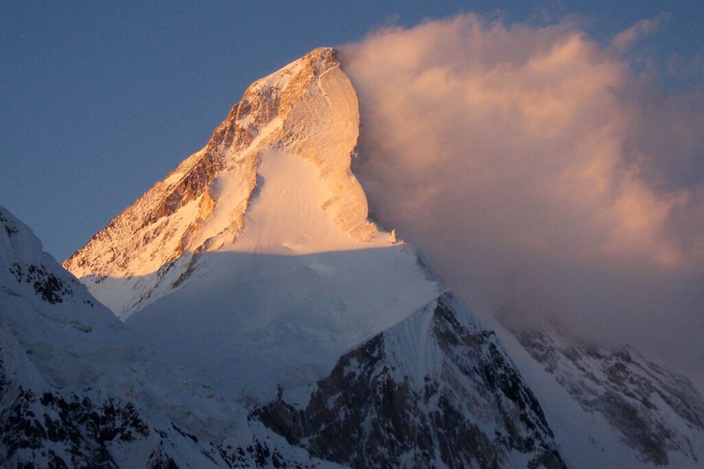 khan-tengri-peak-16