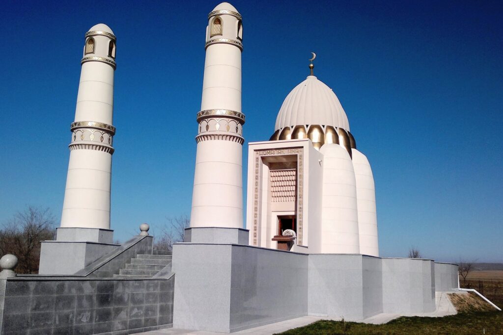 domalaq-ana-mausoleum-07