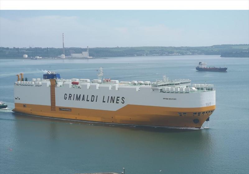 GRANDE MIRAFIORI Vesseljoin