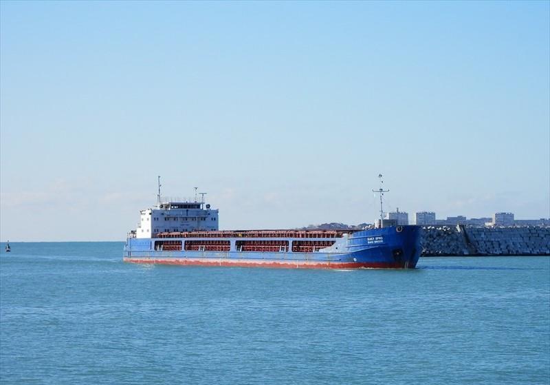 Баку бриз. Baku Breeze судно сухогруз. Т/Х Баку Бриз. Судно морской Бриз.