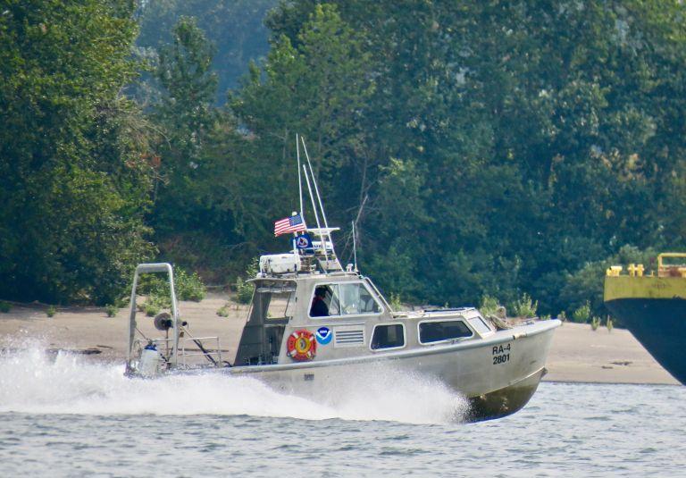 RA 4 RAINIER LAUNCH Vesseljoin