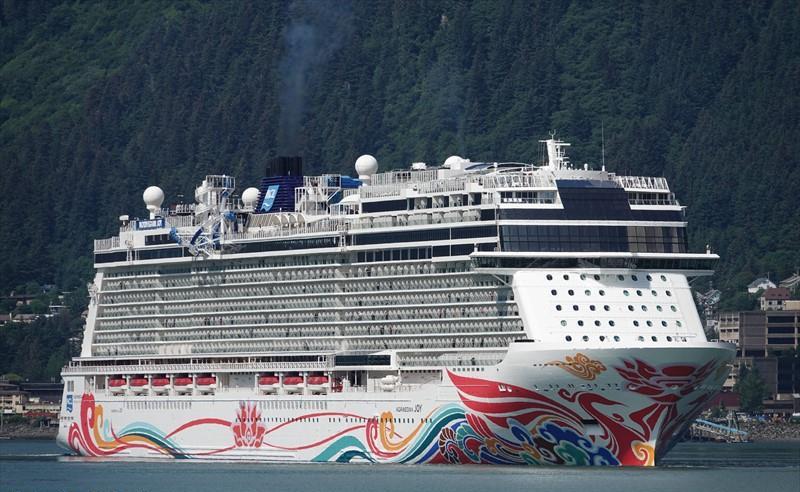 NORWEGIAN JOY - Vesseljoin