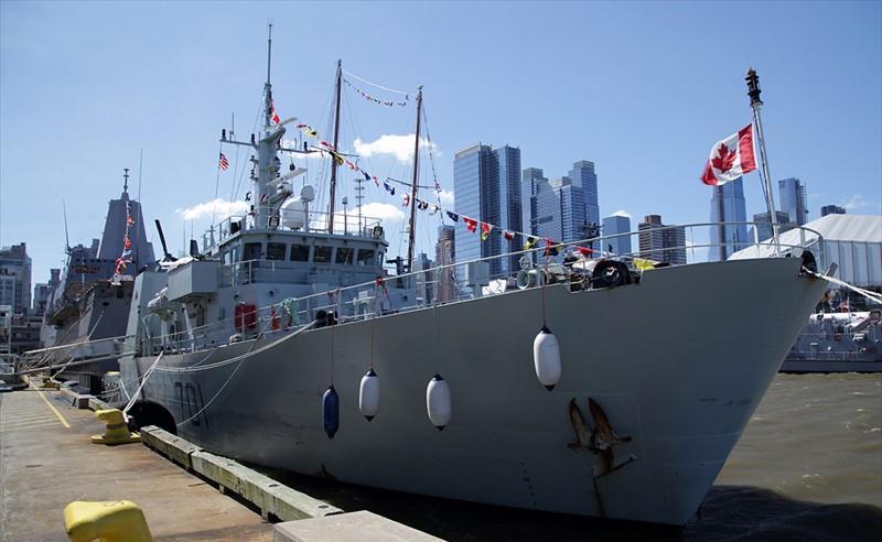 CANADIAN WARSHIP 701 - Vesseljoin