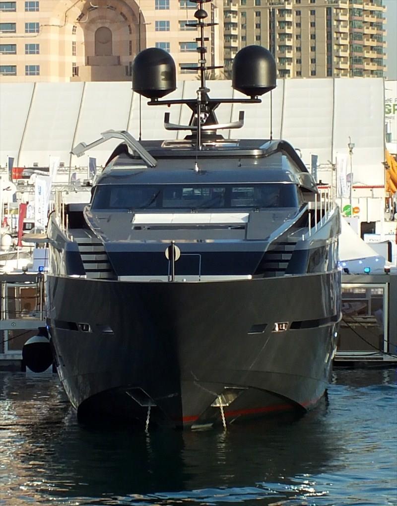 alloya 40 yacht owner