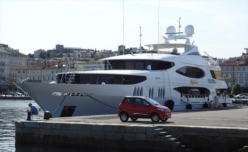 LADY SURA (Yacht) -  IMO:9641560 | Ship