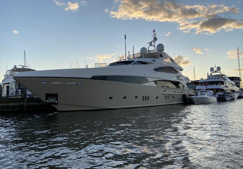 SULLIVAN'S ISLAND Vesseljoin