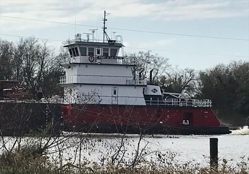 POINT A LA HACHE Vesseljoin