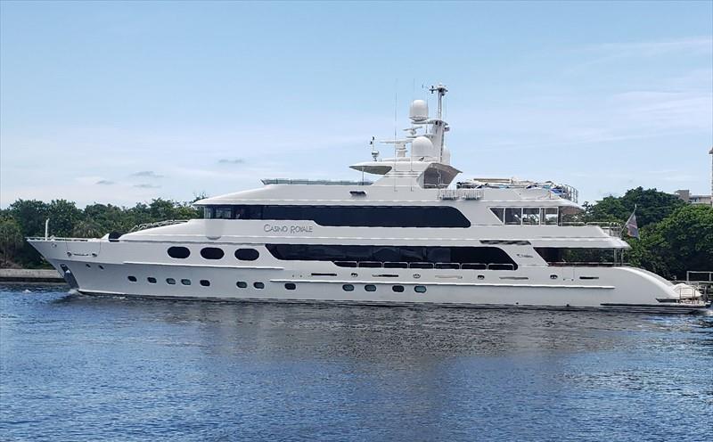 CASINO ROYALE - Vesseljoin