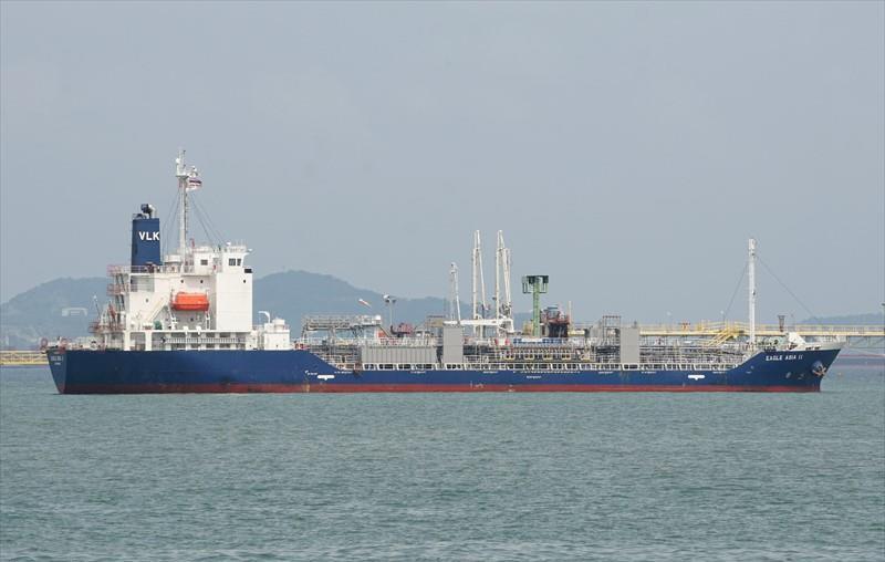 Где находится судно кристалл азия. Oil/ Chemical Tanker Vessel (Singapore). NS Asia танкер. Кристалл Азия судно местоположение. Воларис 53 судно местонахождение.