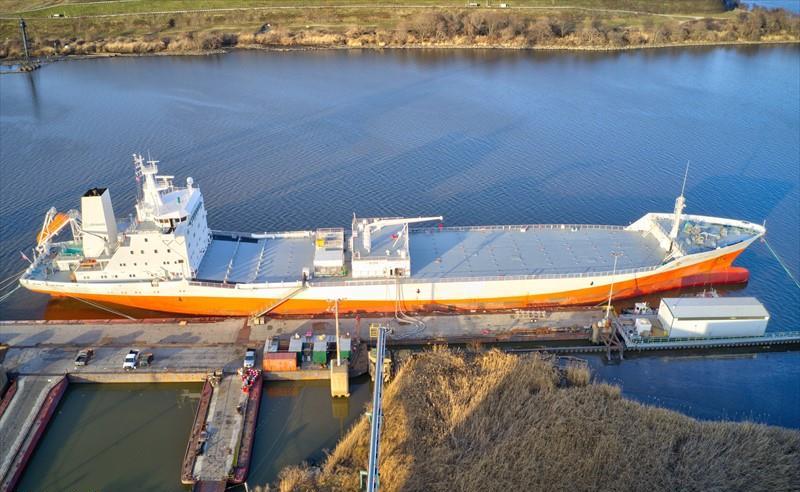 FRUIT JUICE TANKER 'OURO DO BRASIL' PORT OF NEWCASTLE 1…