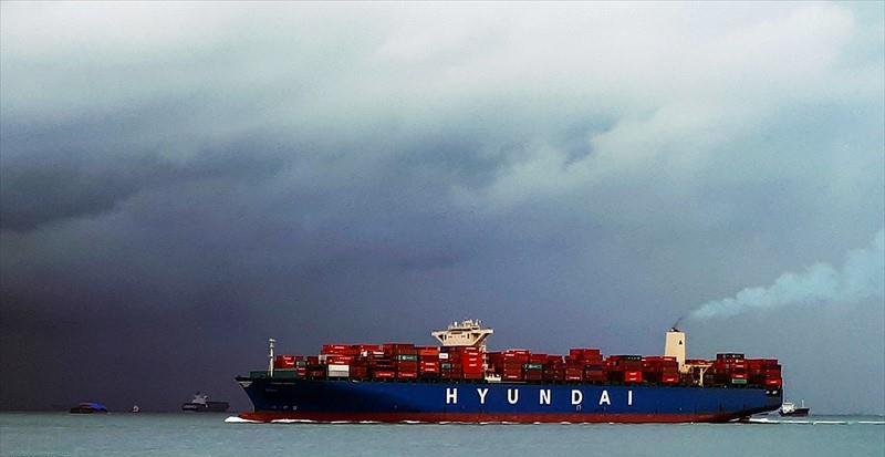 Hyundai respect vessel