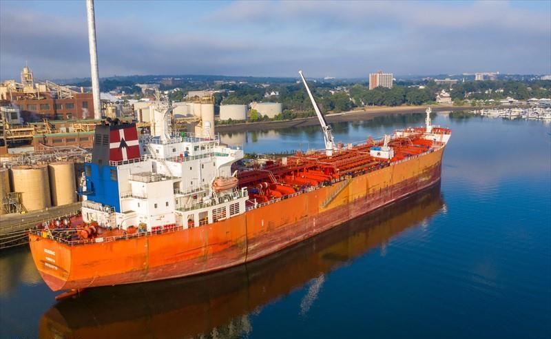 AQUADISIAC (Oil or Chemical Tanker) -  IMO:9396713 | Ship