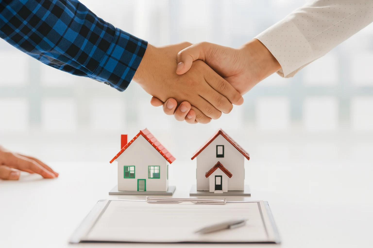 article Taux stables et aides renforcées : la rentrée 2025, une aubaine pour les acheteurs immobiliers