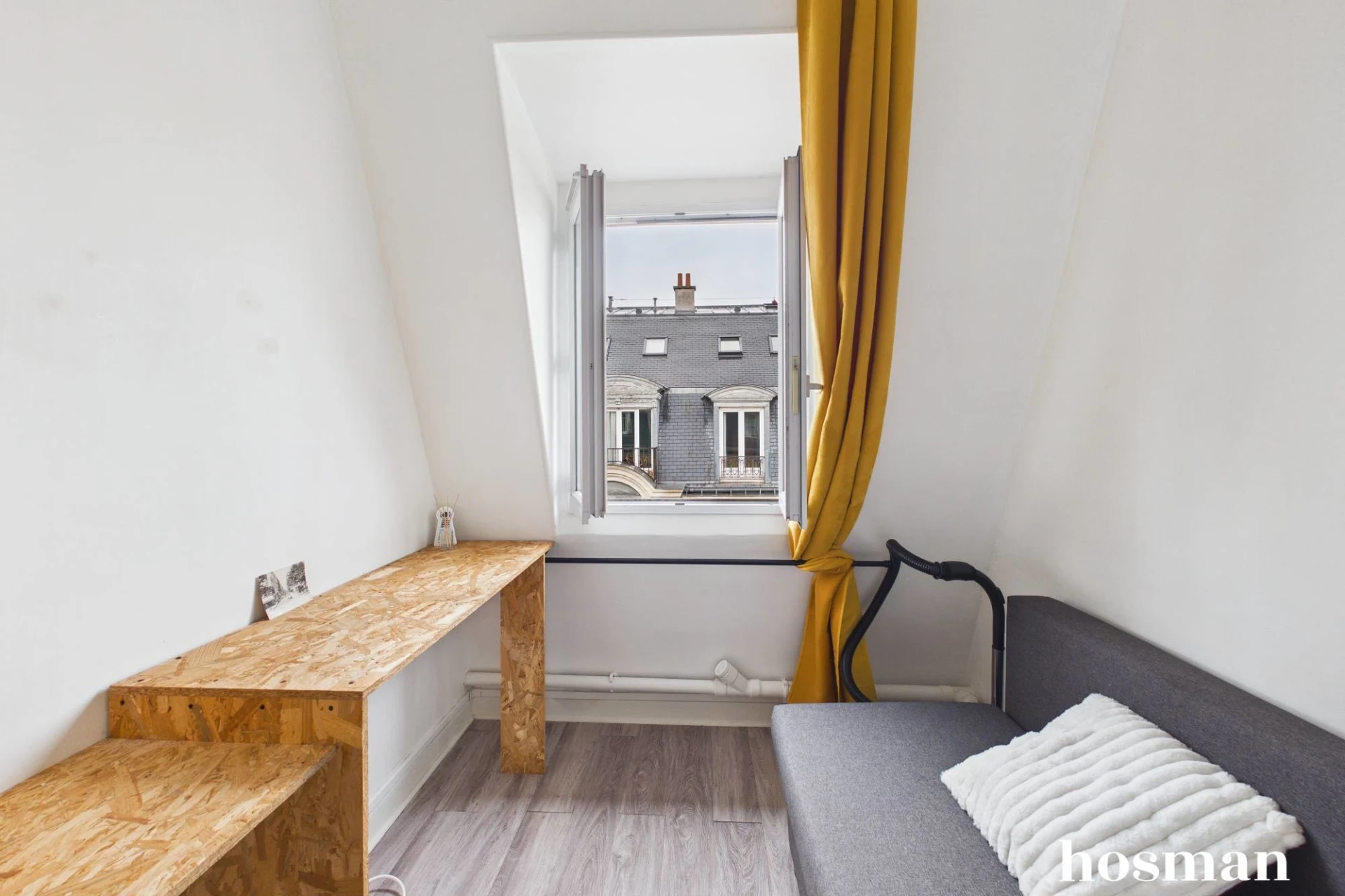 Appartement de 7.61 m² à Paris