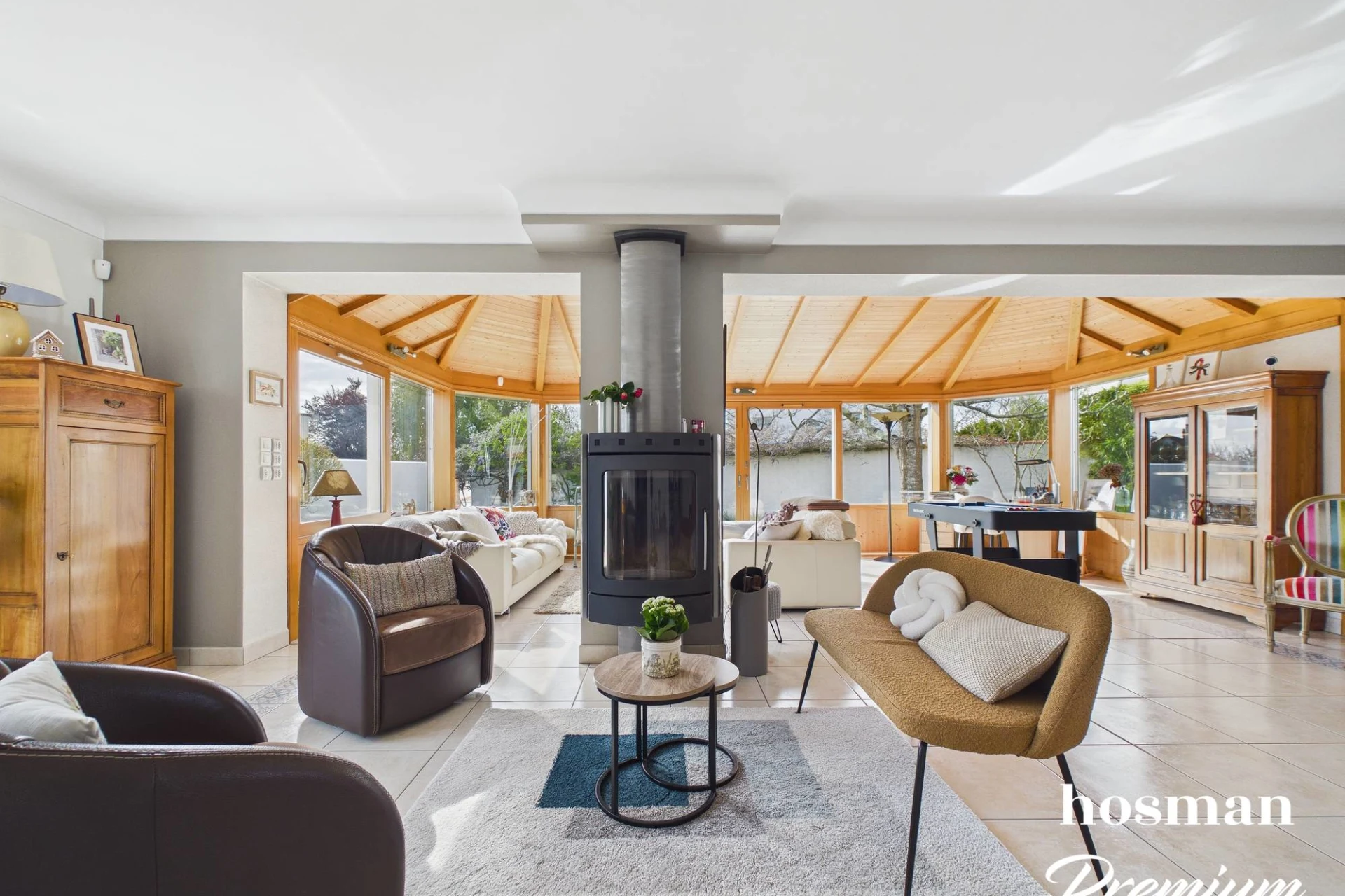 Maison de 201.3 m² à Saint-Sébastien-sur-Loire
