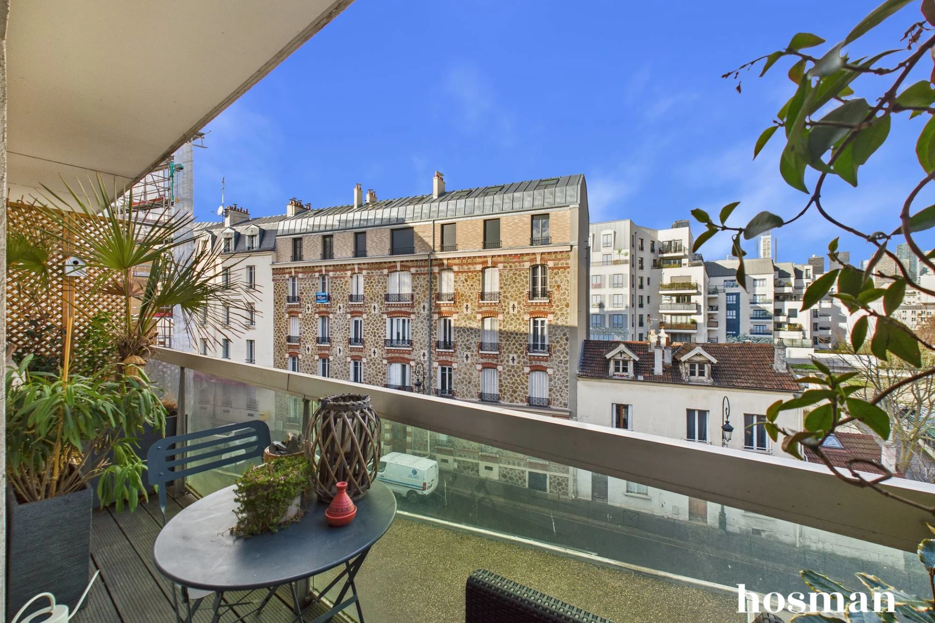 Appartement de 85.0 m² à Suresnes