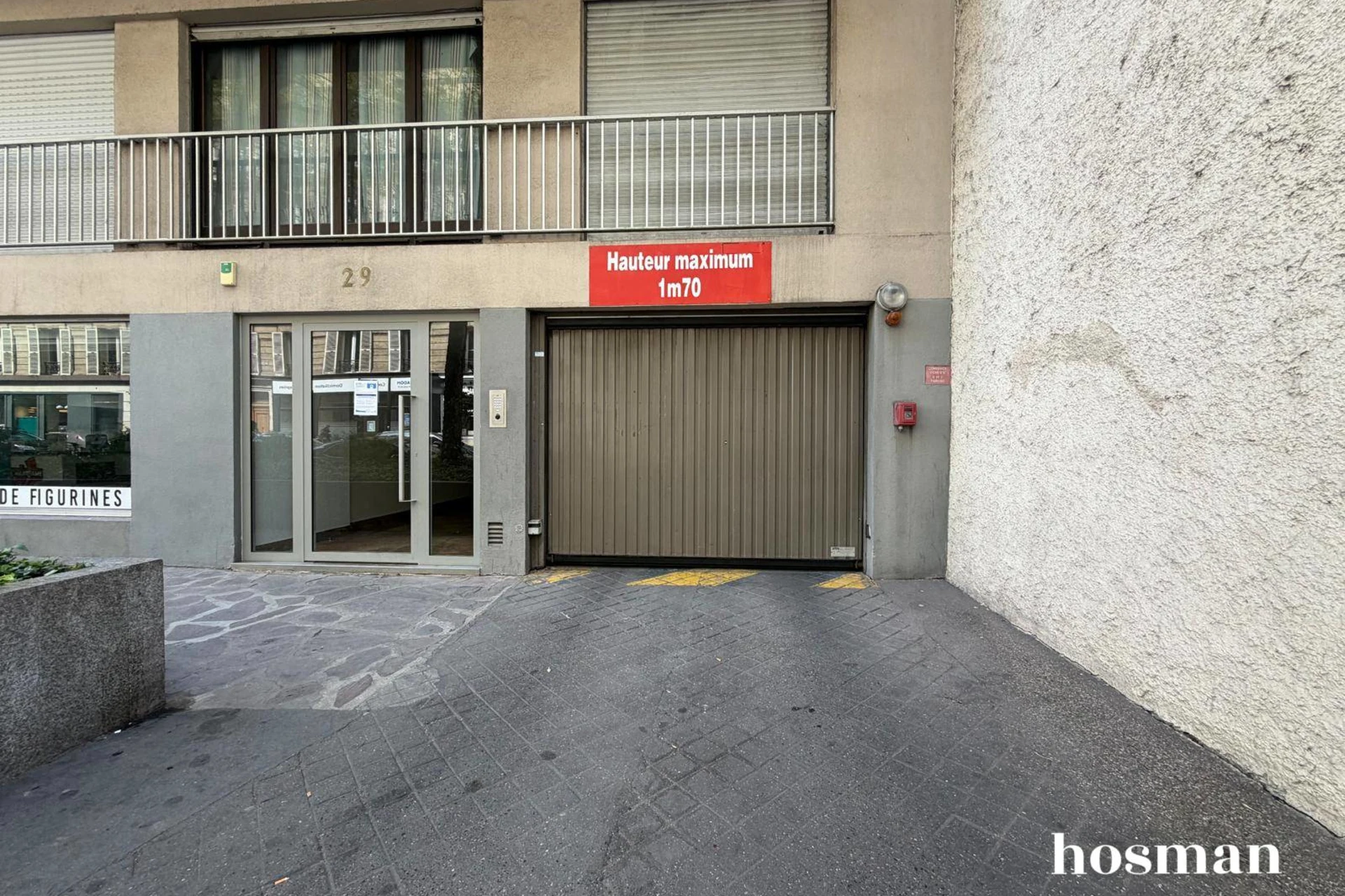 Parking de 12.04 m² à Paris