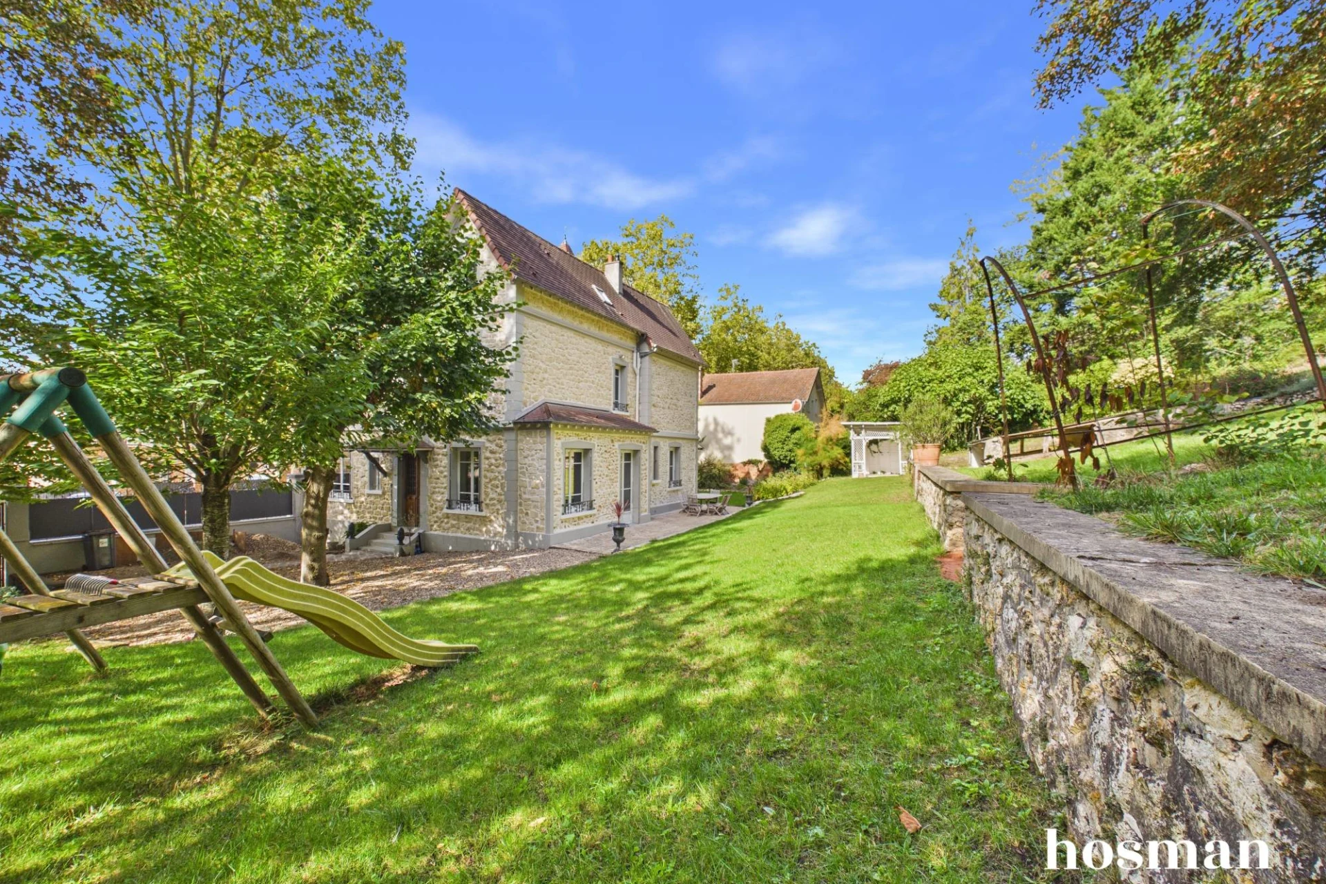 Maison de 200.0 m² à Triel-sur-Seine