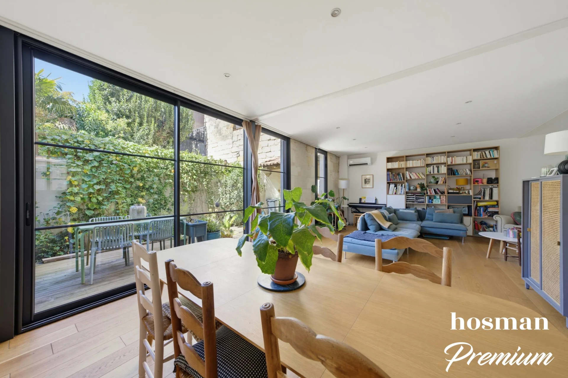 Maison de 155.48 m² à Bordeaux