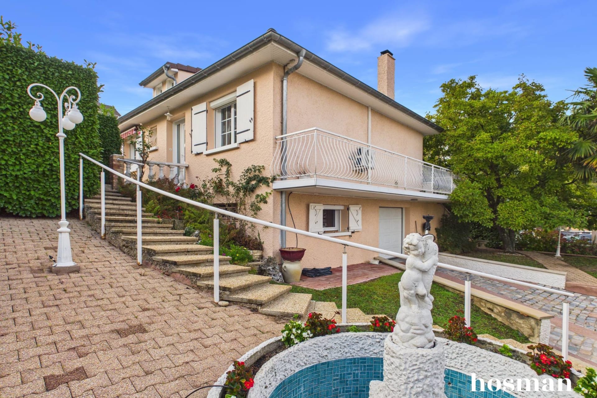 Maison 6 pièces 132 m² · à Saint-Bonnet-de-Mure · 132 m² · 549 000 €