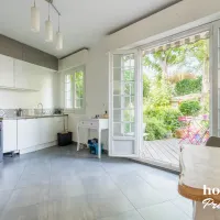 Maison de 128.0 m² à Issy-les-Moulineaux