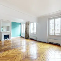 Appartement de 81.99 m² à Paris