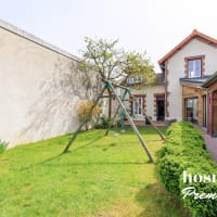 Maison de 134.7 m² à Colombes