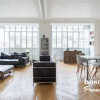 Appartement de 120.0 m² à Paris