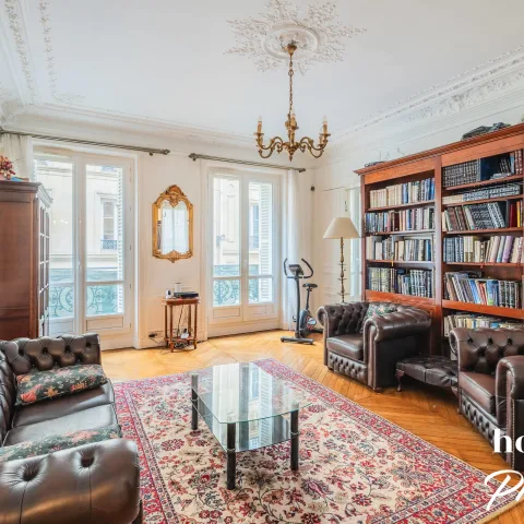 Appartement de 125.28 m² à Paris