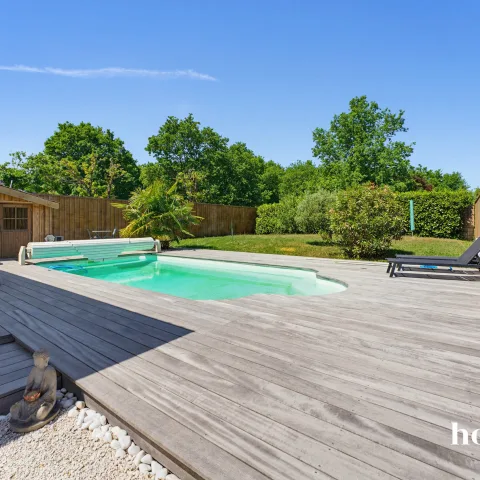 Maison de 167.0 m² à Mérignac