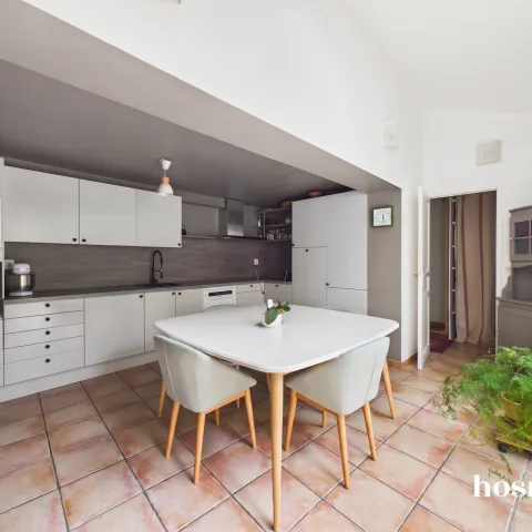 Maison de 130.0 m² à Nanterre