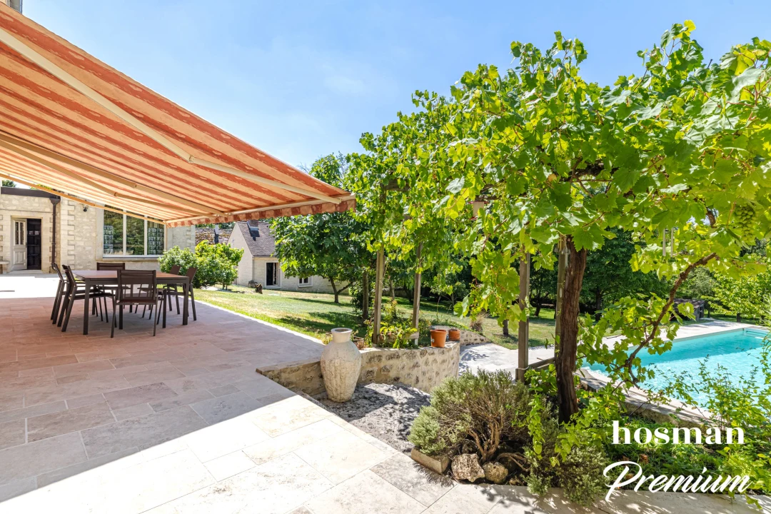 Maison de 500.0 m² à Hédouville