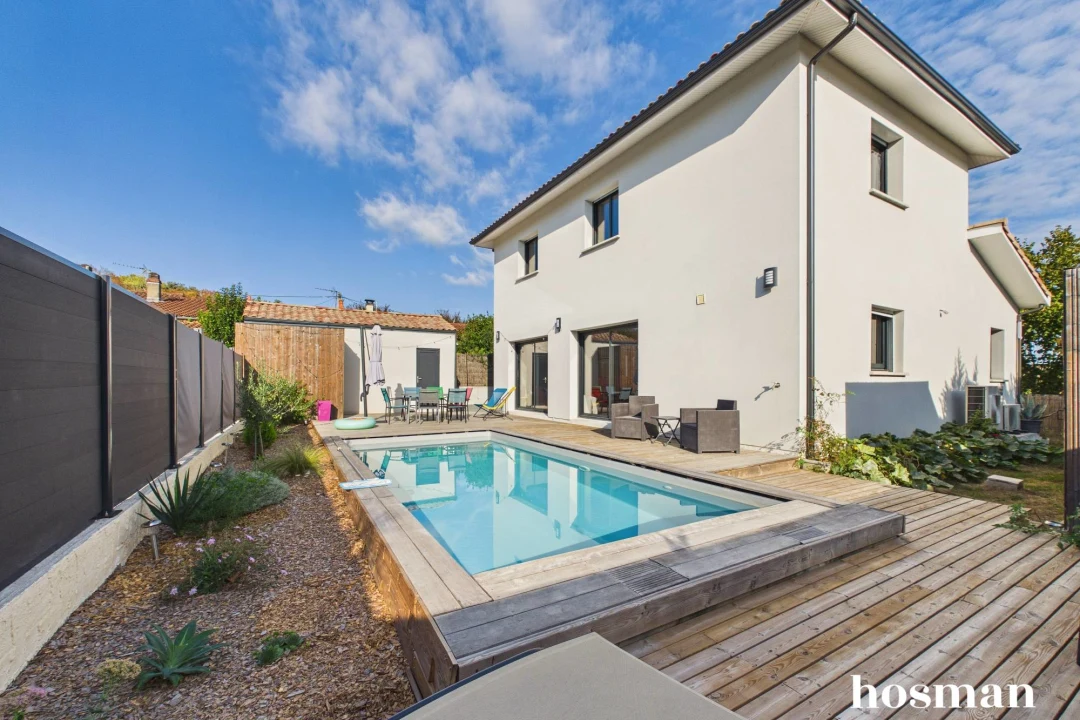 Maison de 130.0 m² à Cenon